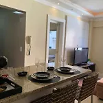 Pe Na Areia - Suite A Beira-Mar Com Garagem